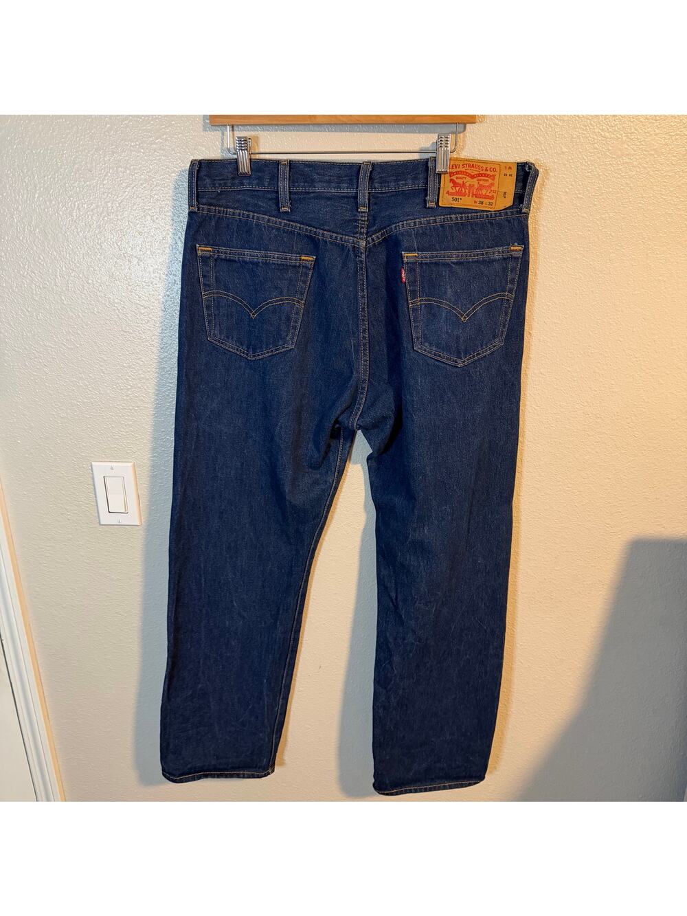 Levi's 501 Classic Button Fly Jeans Men's Size 38x32